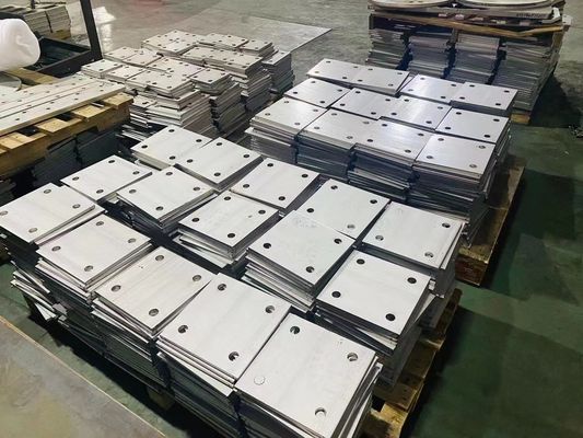 Cięcie blachy ze stali nierdzewnej 310S Slit Edge 2000 mm