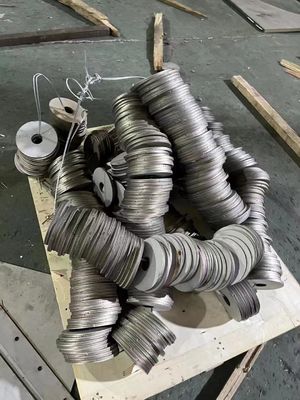 Cięcie okrągłej blachy ze stali nierdzewnej walcowanej na zimno 3,0 mm 60 mm