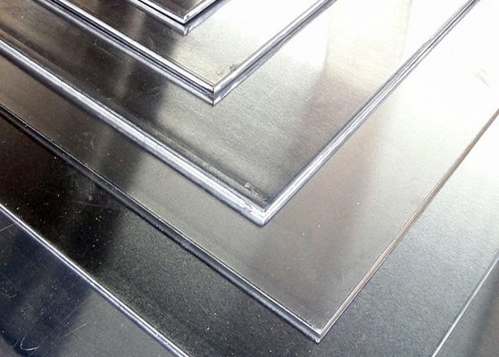 AISI Q345R Q390g Blachy ze stali powlekanej kolorem 4K 0,2 MM do dekoracji