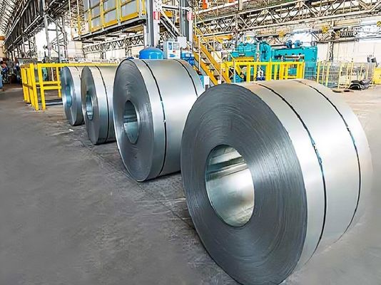 Szerokie paski metalowe 317L Taśmy ze stali nierdzewnej AISI 6m HL Wykończenie powierzchni